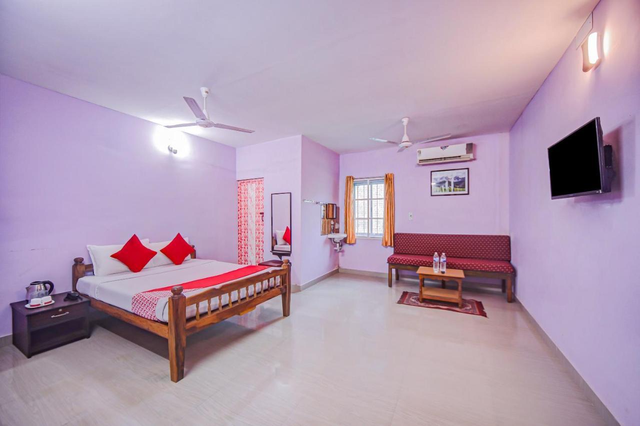 Oyo 81673 D Anchorage Inn Pondicherry Exterior photo